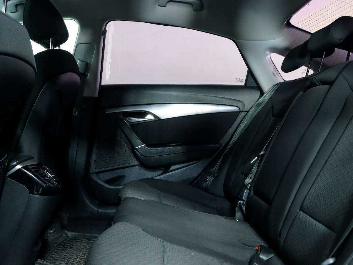 Хендай ай40 б/у, 2013, Автоматическая. Фото: #10