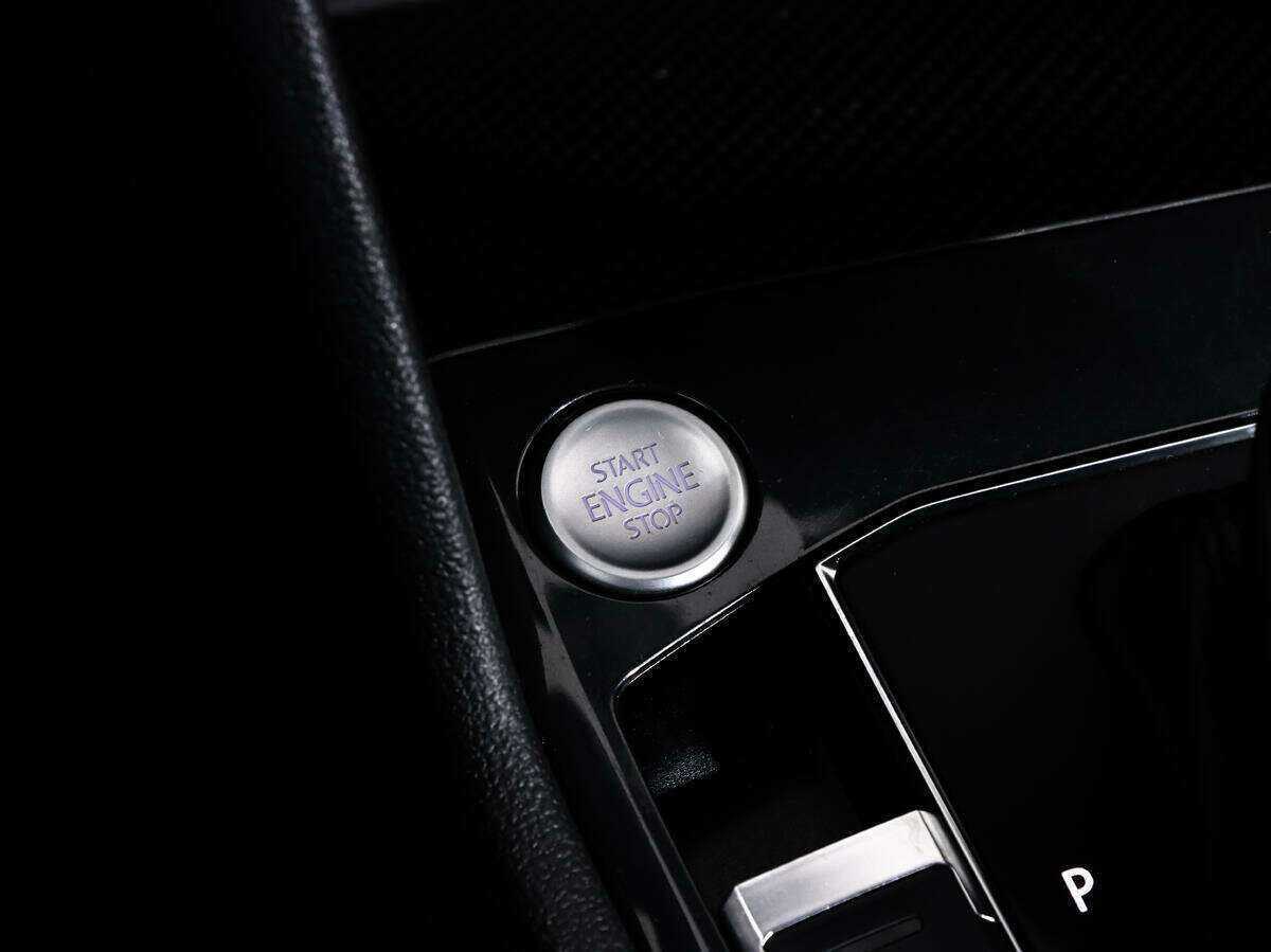 Volkswagen Tiguan б/у, 2020, Роботизированная. Фото: #15