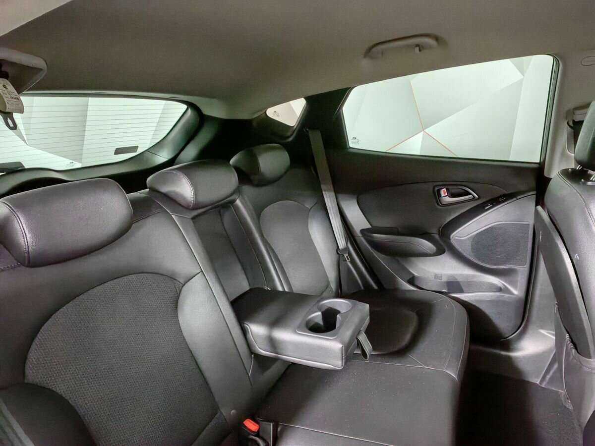 Hyundai ix35 б/у, 2014, Автоматическая. Фото: #12