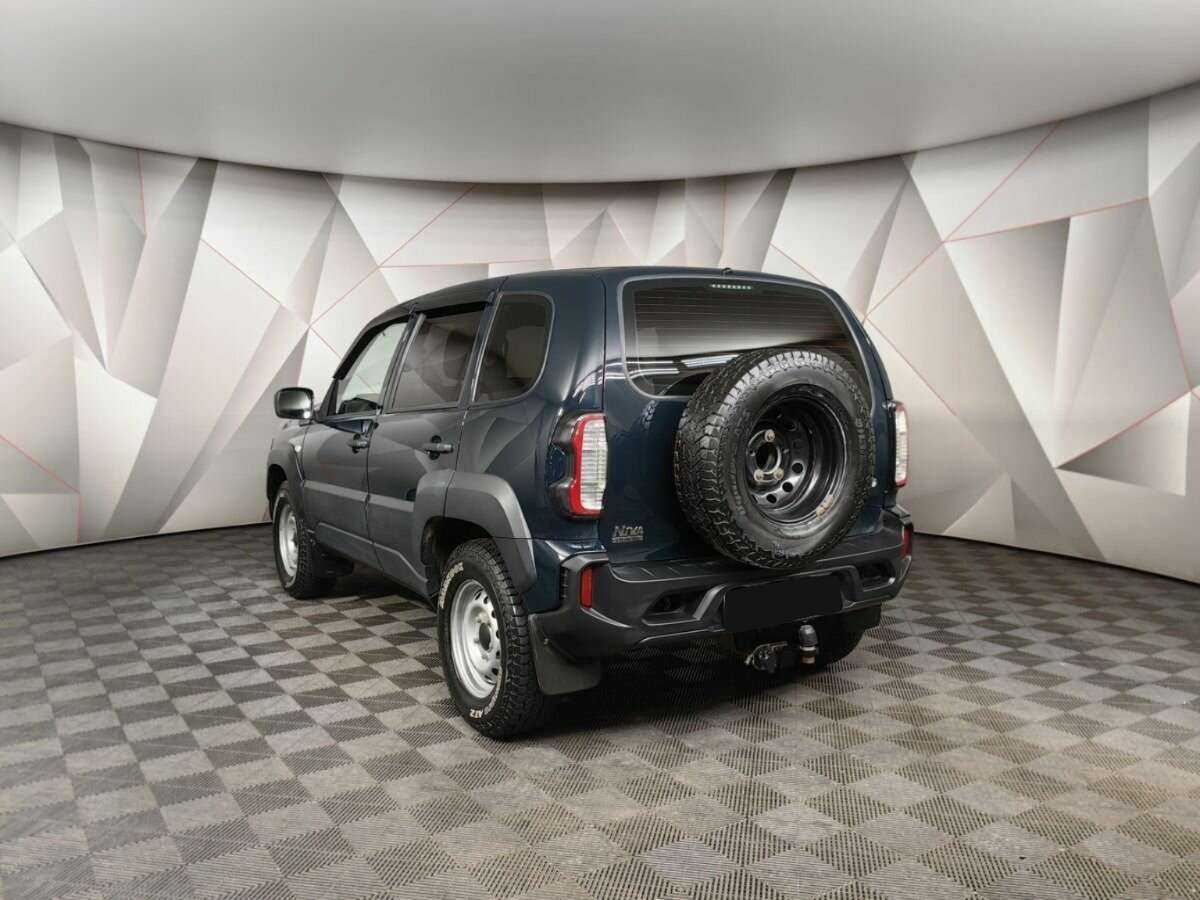 Lada (ВАЗ) Niva б/у, 2022, Механическая. Фото: #3