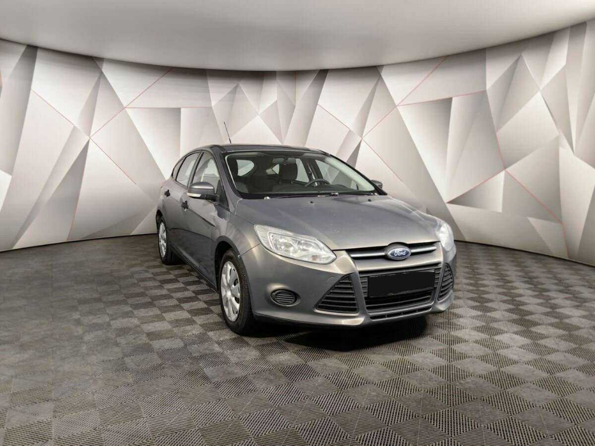 Ford Focus б/у, 2012, Механическая. Фото: #2