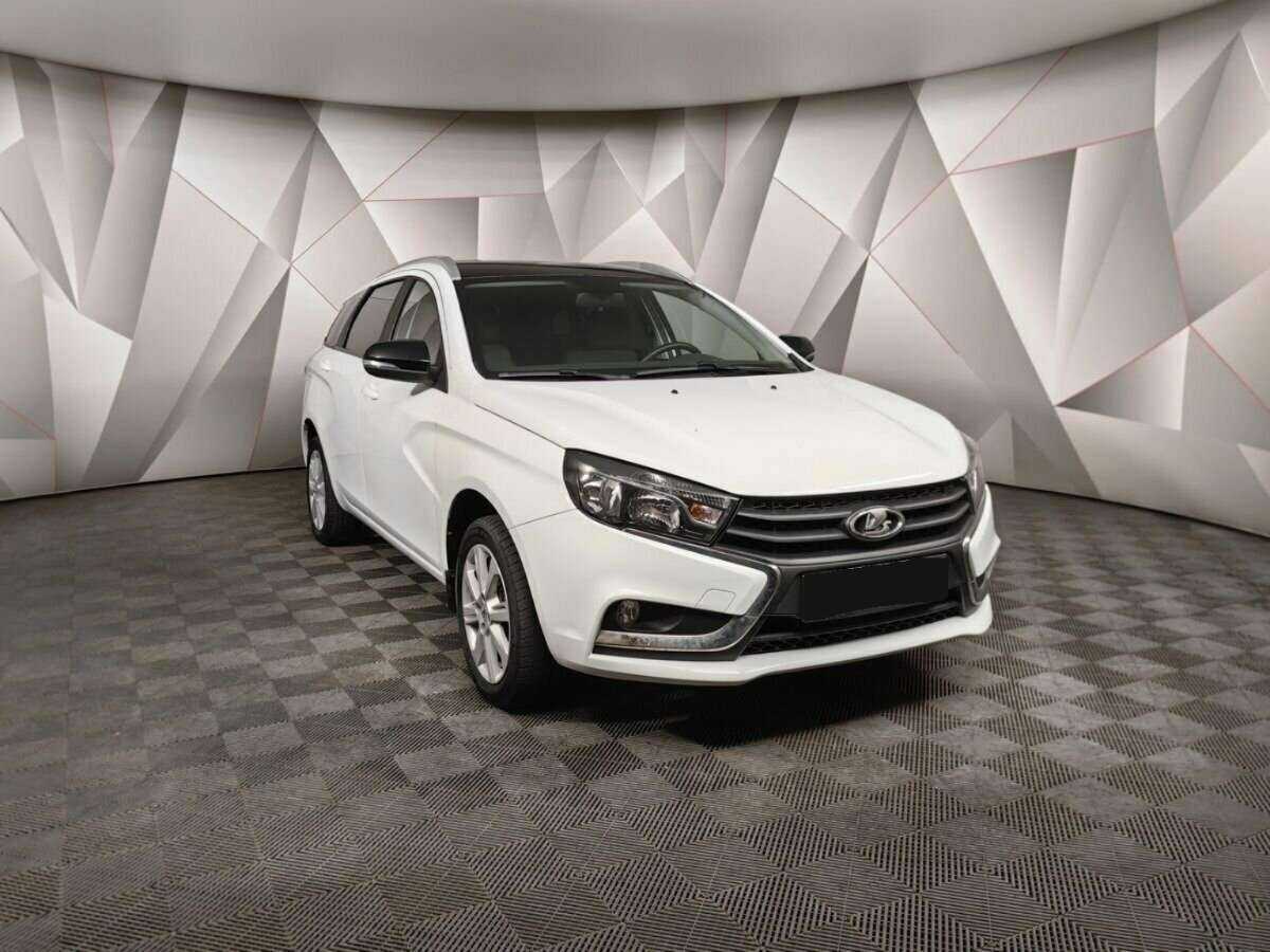 Lada (ВАЗ) Vesta б/у, 2021, Механическая. Фото: #2
