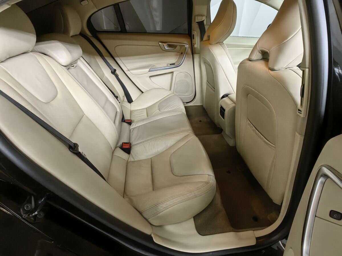 Volvo S60 б/у, 2013, Автоматическая. Фото: #11