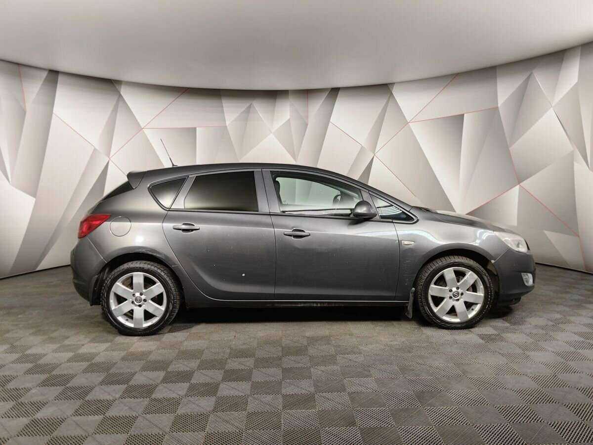 Opel Astra б/у, 2012, Автоматическая. Фото: #5