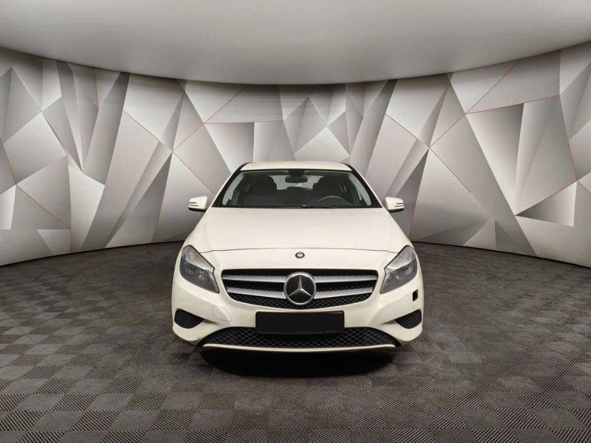 Mercedes-Benz A-Класс б/у, 2014, Роботизированная. Фото: #6