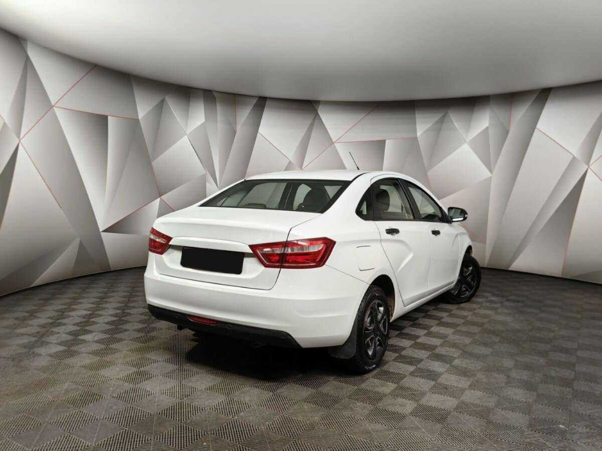 Lada (ВАЗ) Vesta б/у, 2018, Механическая. Фото: #1