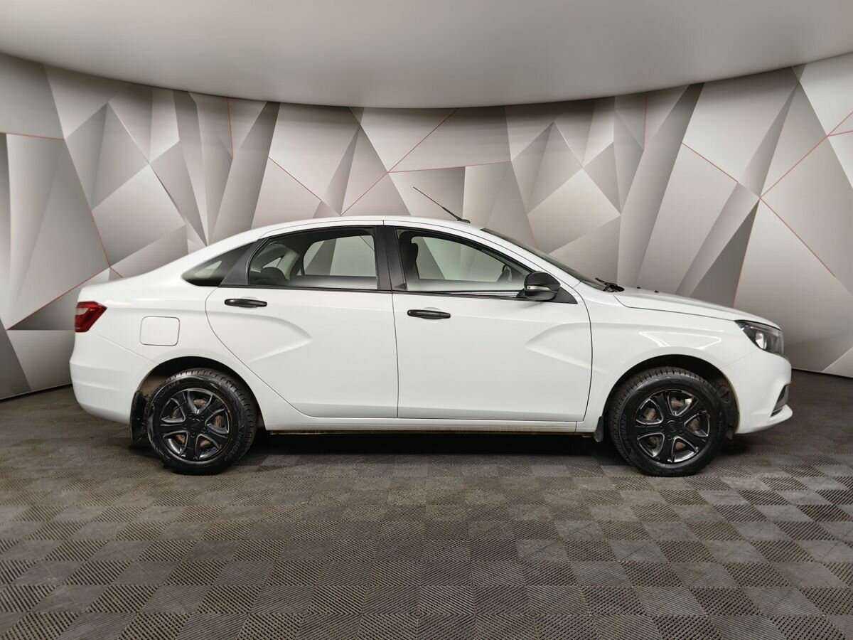 Lada (ВАЗ) Vesta б/у, 2018, Механическая. Фото: #5