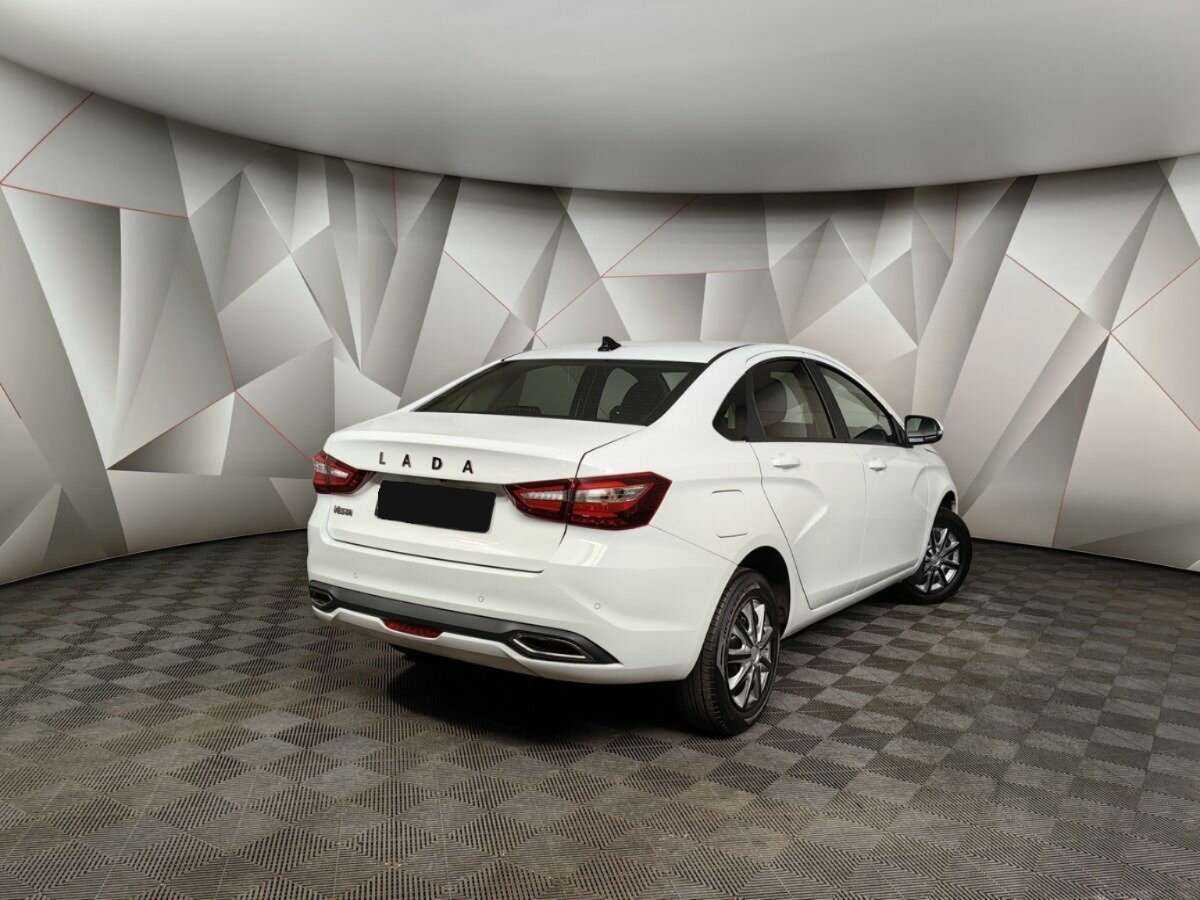 Lada (ВАЗ) Vesta б/у, 2023, Механическая. Фото: #1