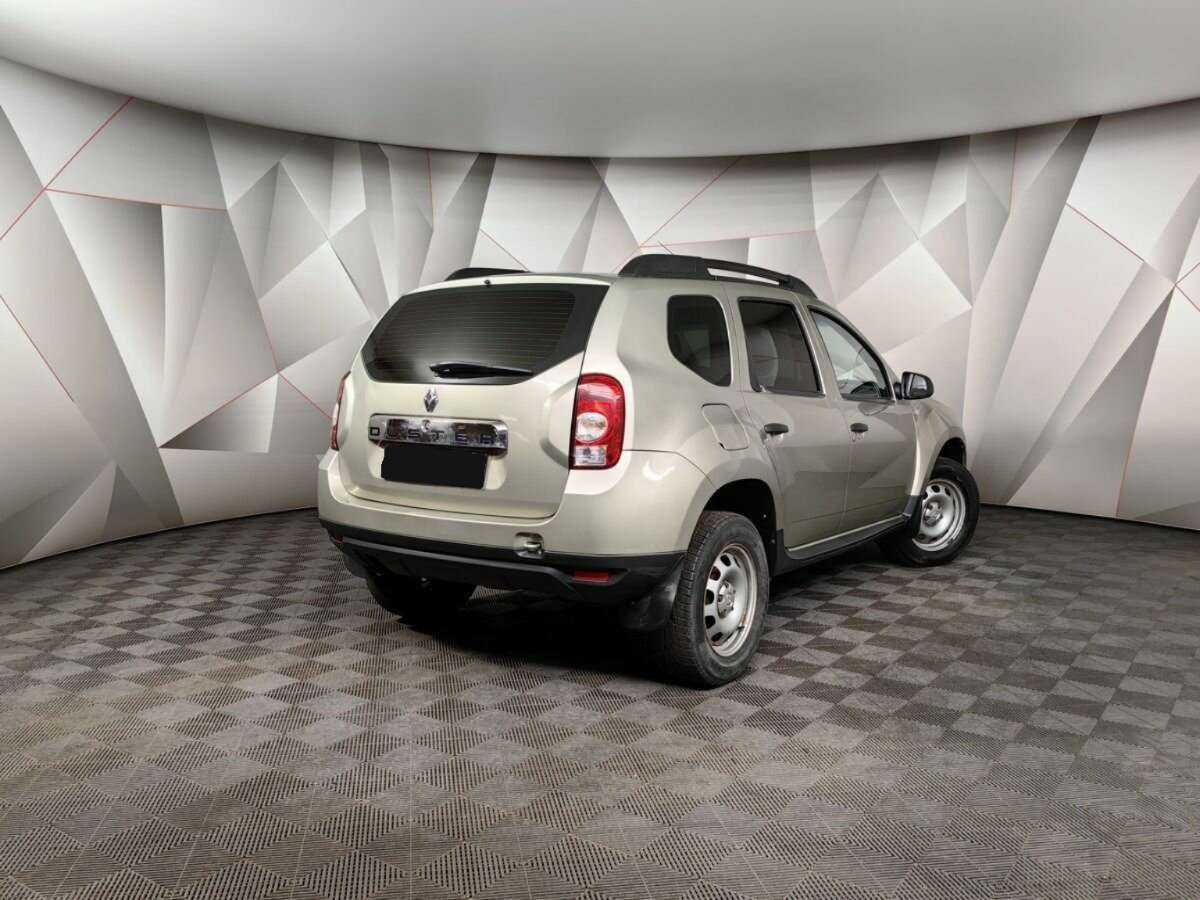 Renault Duster б/у, 2014, Автоматическая. Фото: #1