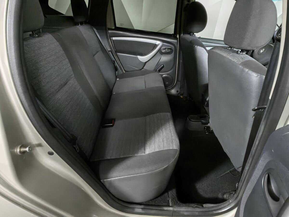 Renault Duster б/у, 2014, Автоматическая. Фото: #11