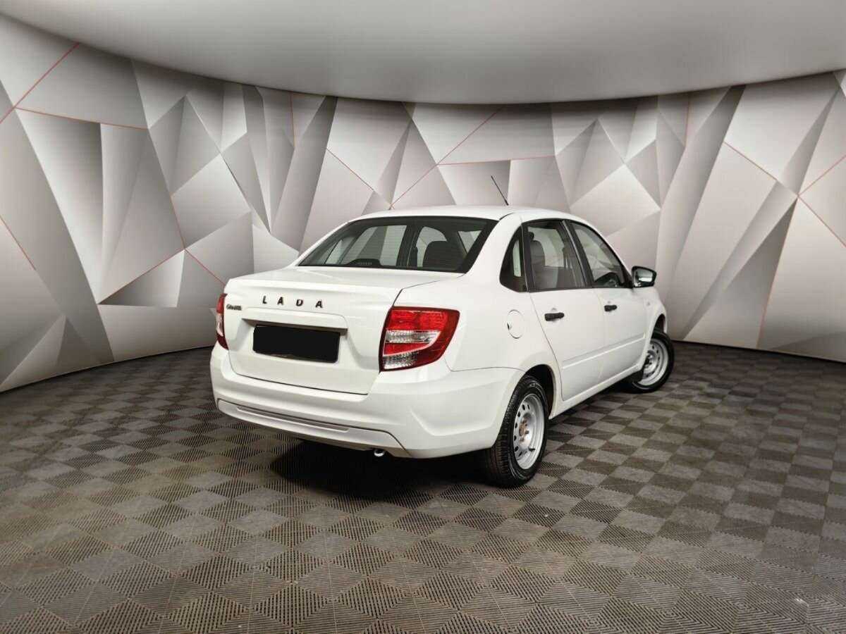 Lada (ВАЗ) Granta б/у, 2020, Механическая. Фото: #1