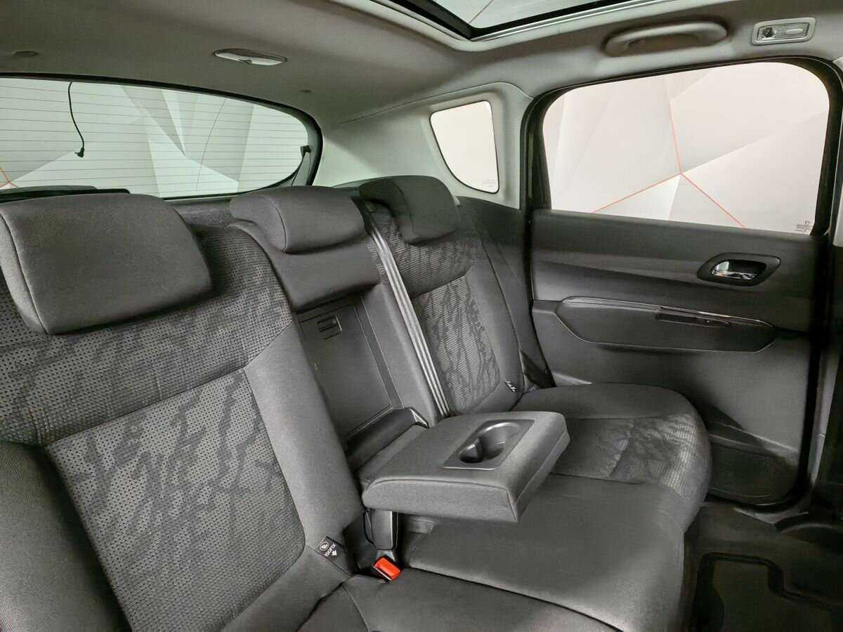 Peugeot 3008 б/у, 2012, Автоматическая. Фото: #12