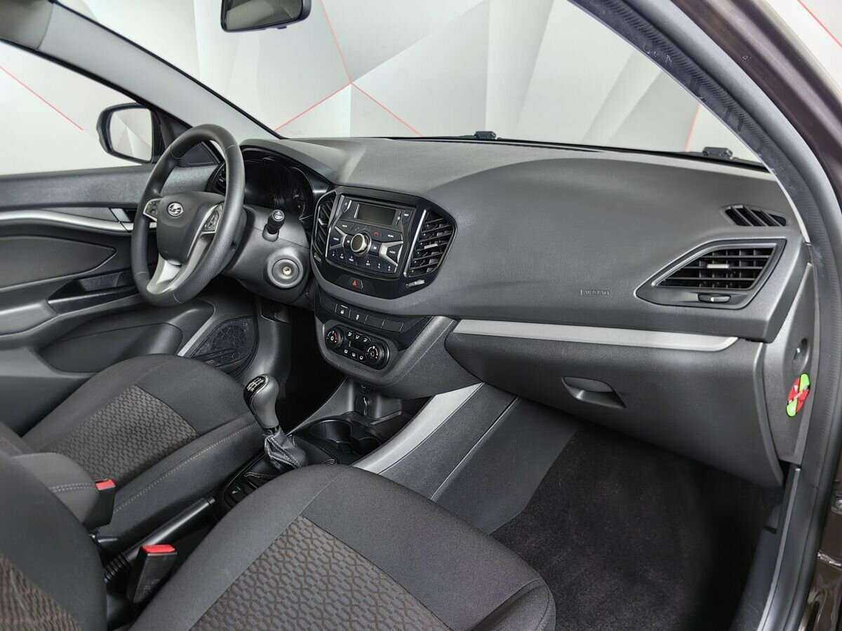 Lada (ВАЗ) Vesta б/у, 2021, Механическая. Фото: #8