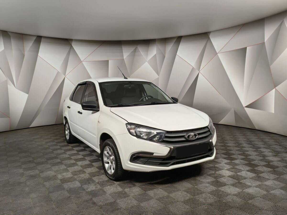 Lada (ВАЗ) Granta б/у, 2020, Механическая. Фото: #2