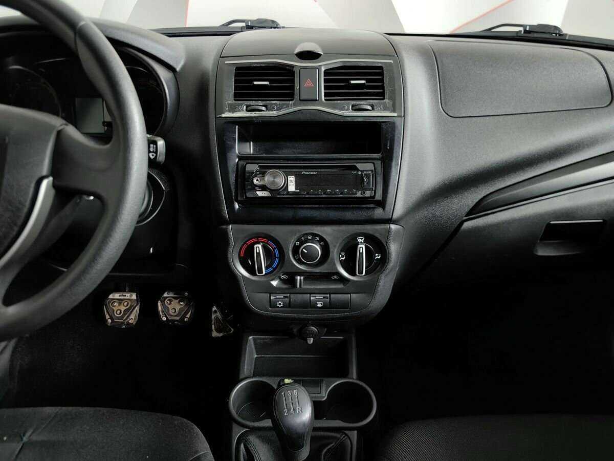 Lada (ВАЗ) Granta б/у, 2020, Механическая. Фото: #10