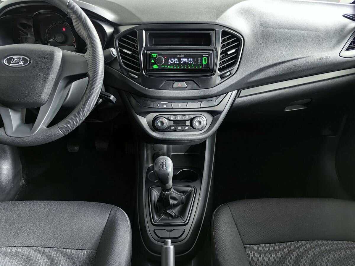 Lada (ВАЗ) Vesta б/у, 2021, Механическая. Фото: #10