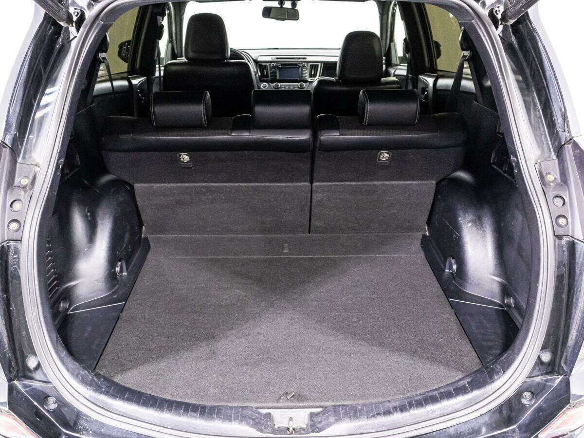 Toyota RAV4 б/у, 2016, Автоматическая. Фото: #14