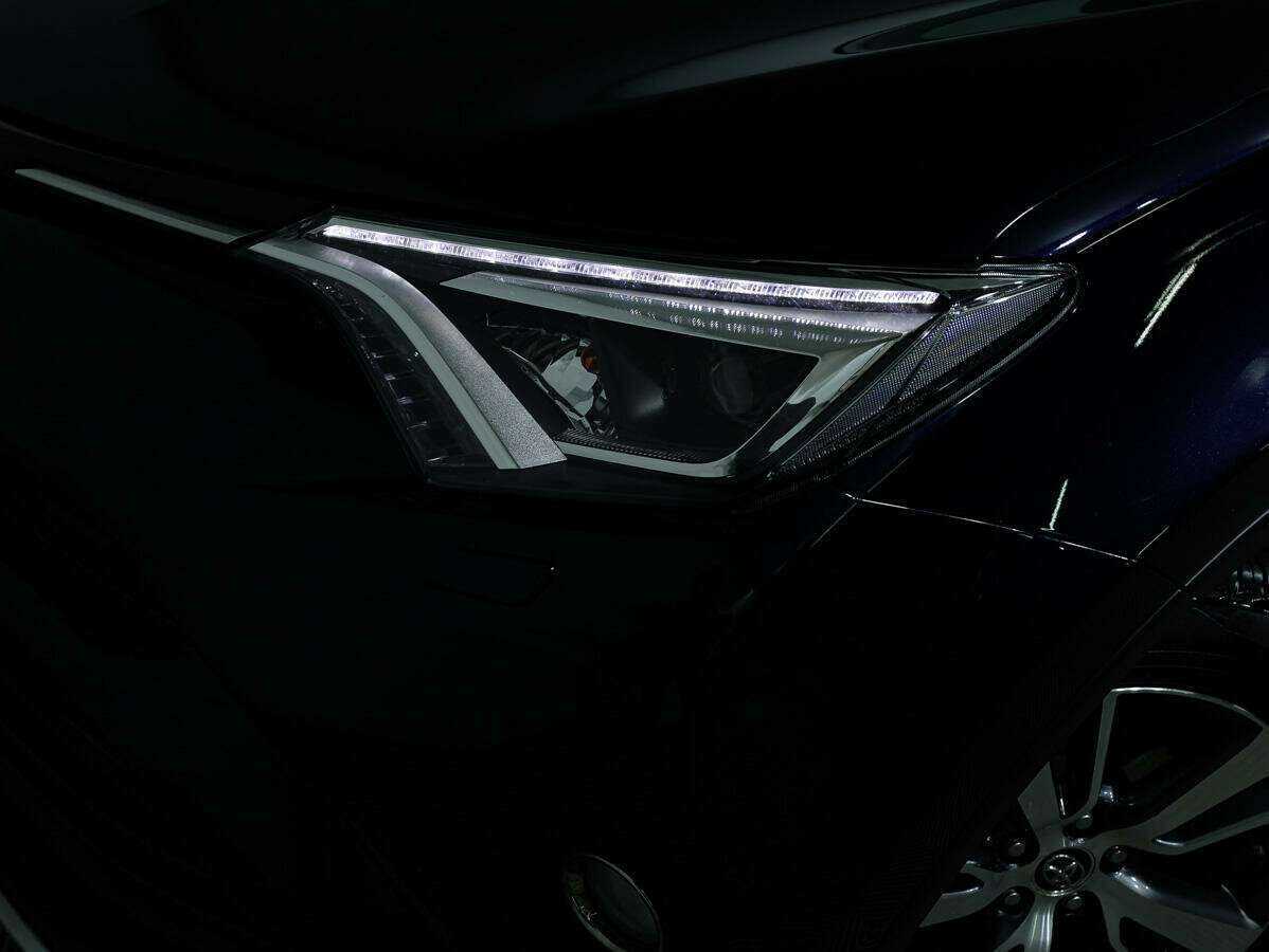 Toyota RAV4 б/у, 2019, Автоматическая. Фото: #16