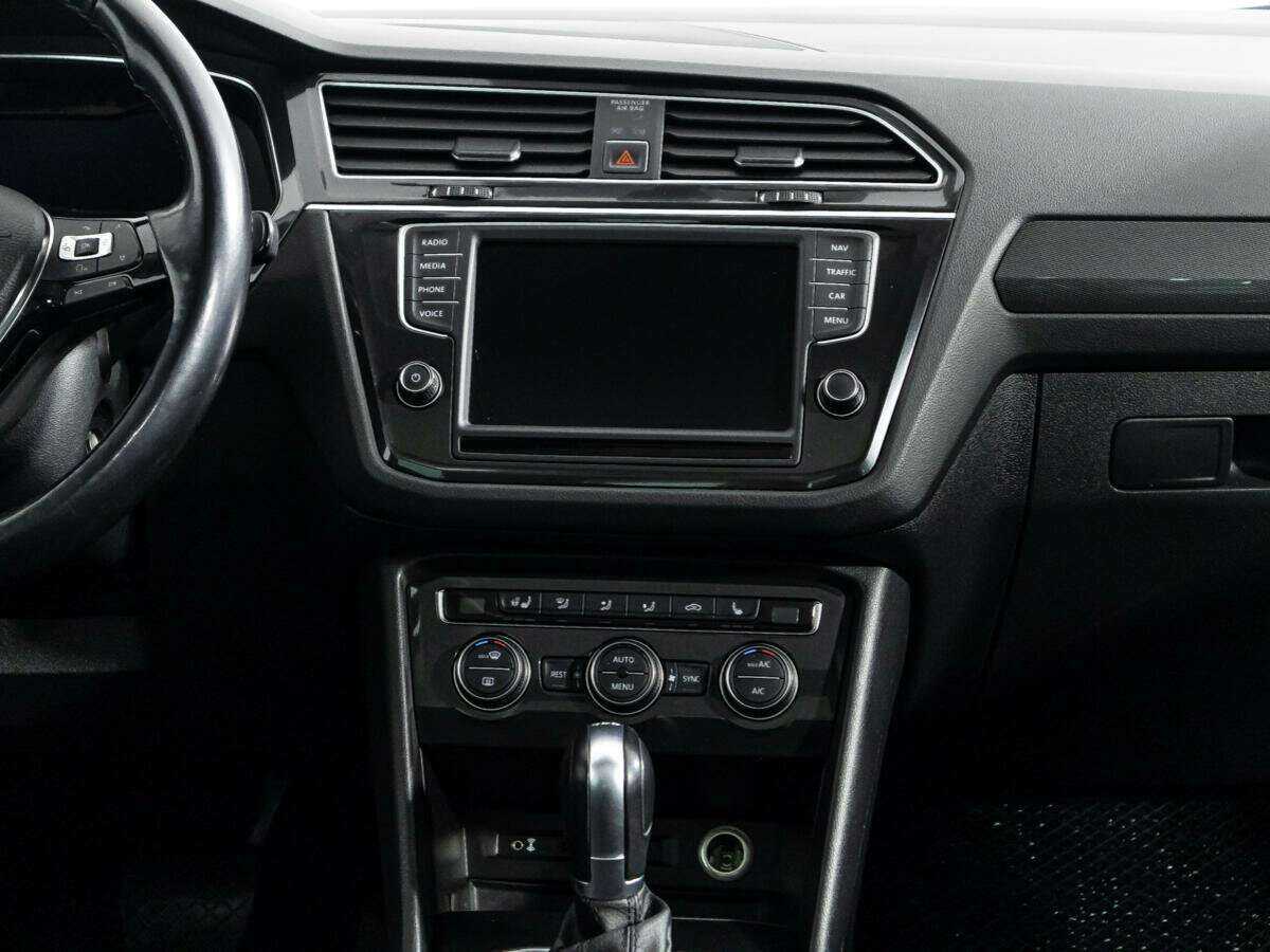 Volkswagen Tiguan б/у, 2017, Роботизированная. Фото: #13