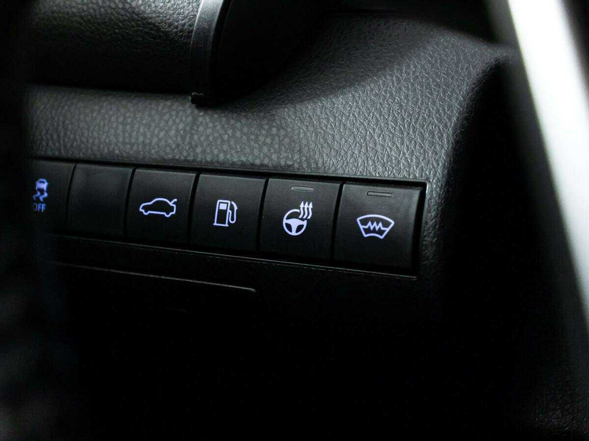 Toyota Camry б/у, 2018, Автоматическая. Фото: #19