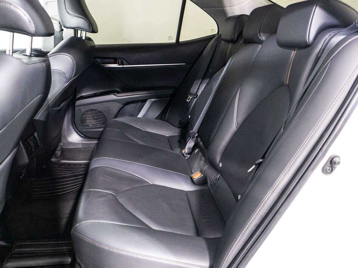 Тойота Камри б/у, 2019, Автоматическая. Фото: #9