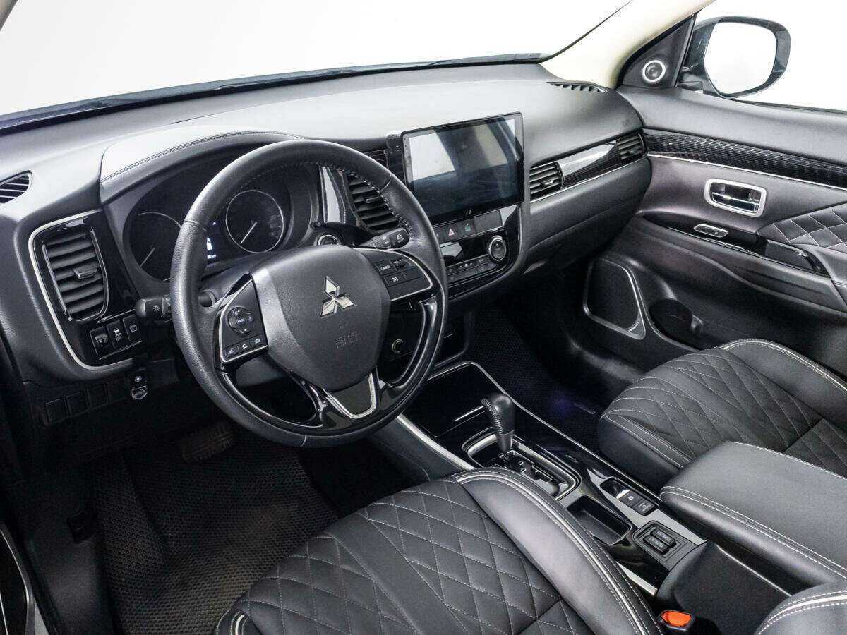 Mitsubishi Outlander б/у, 2022, Вариатор. Фото: #9