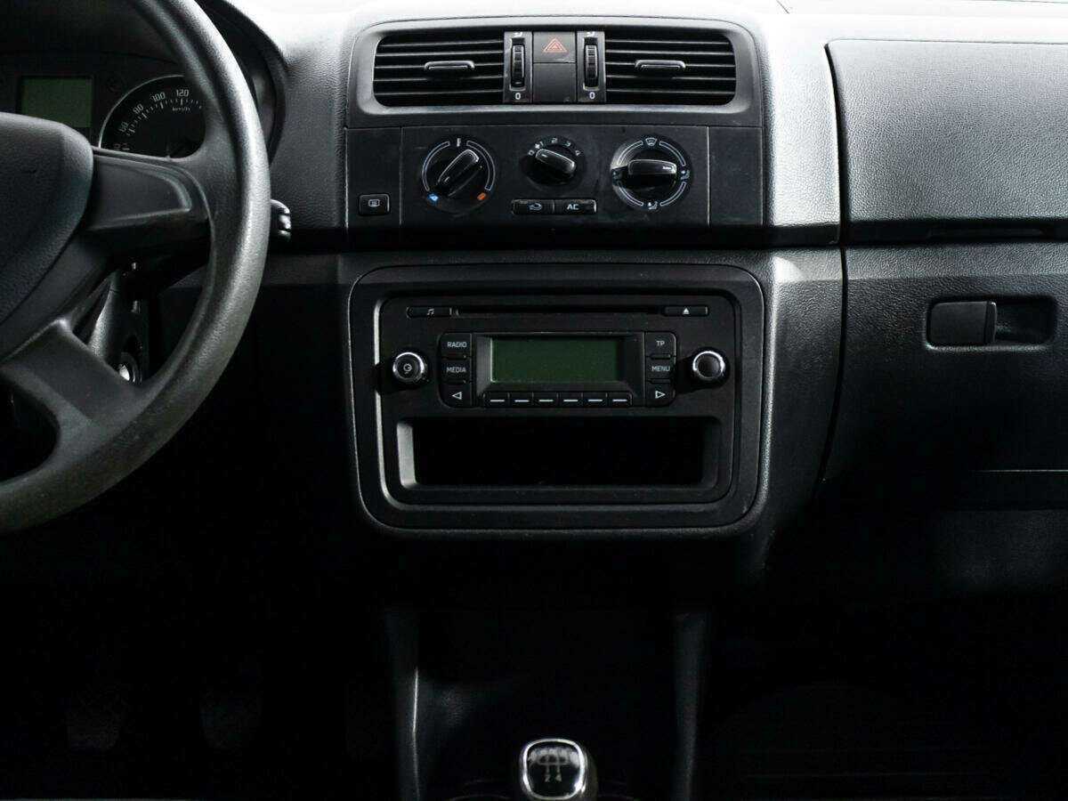 Шкода Фабия б/у, 2013, Механическая. Фото: #13