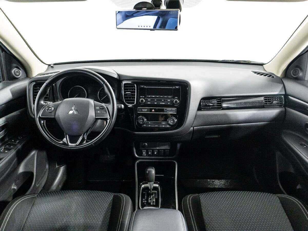 Mitsubishi Outlander б/у, 2019, Вариатор. Фото: #12