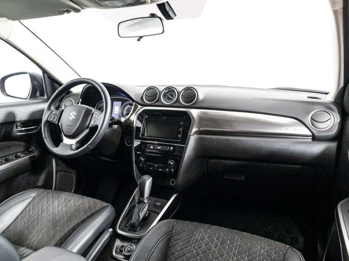 Suzuki Vitara б/у, 2021, Автоматическая. Фото: #8