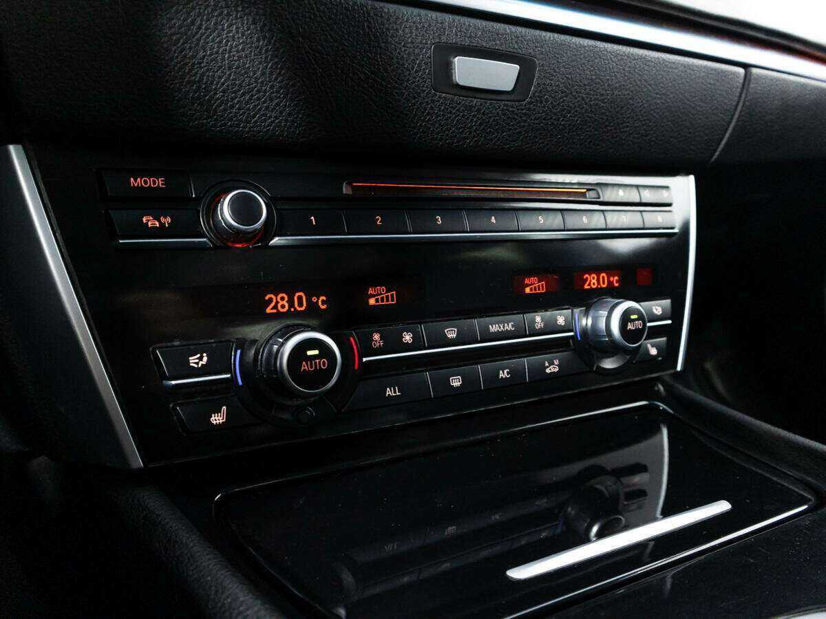 BMW 5 серии б/у, 2012, Автоматическая. Фото: #16