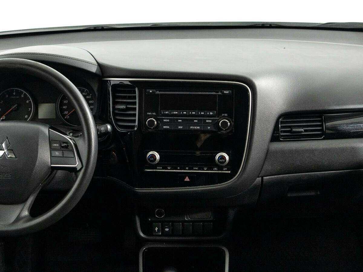 Mitsubishi Outlander б/у, 2020, Вариатор. Фото: #13