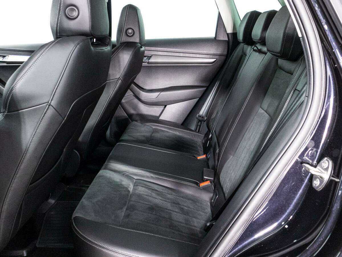 Skoda Karoq б/у, 2020, Автоматическая. Фото: #8