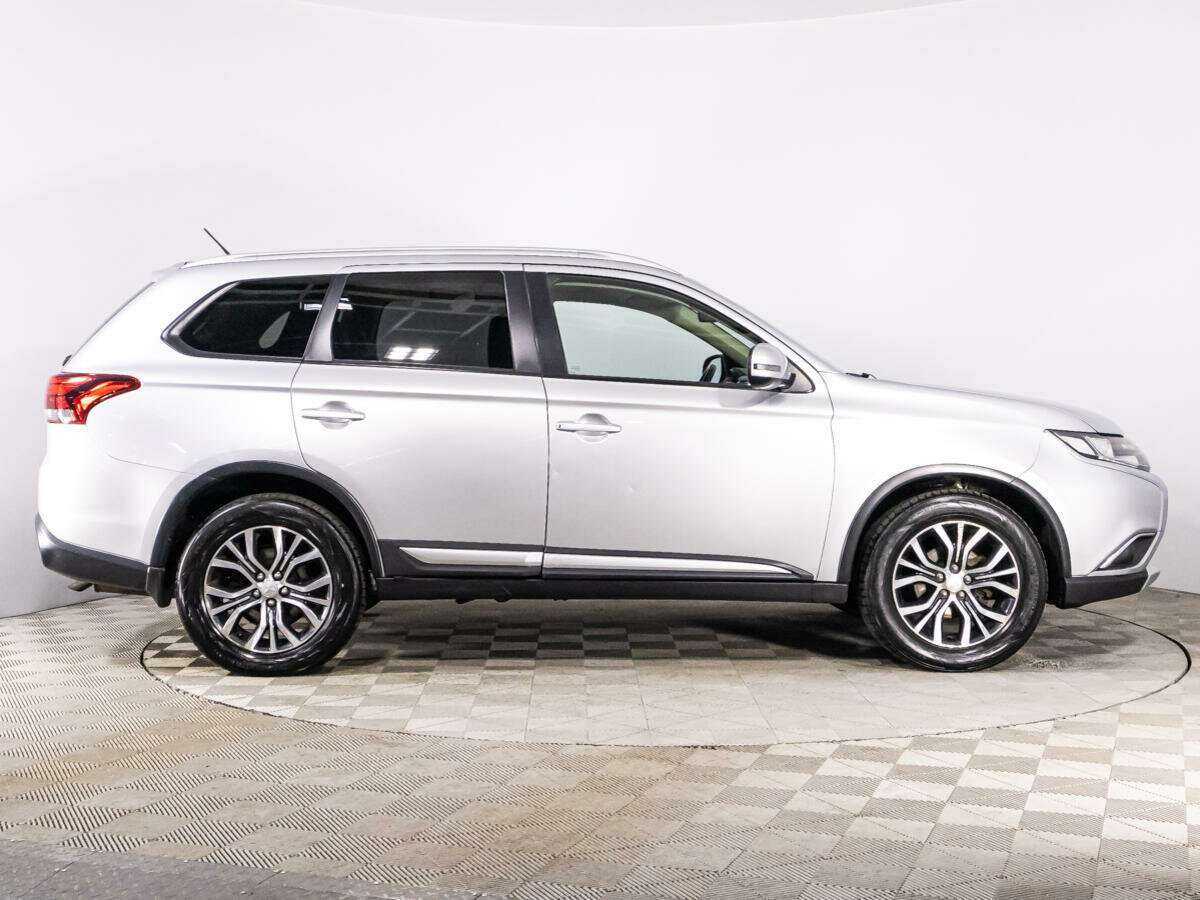 Mitsubishi Outlander б/у, 2015, Вариатор. Фото: #3