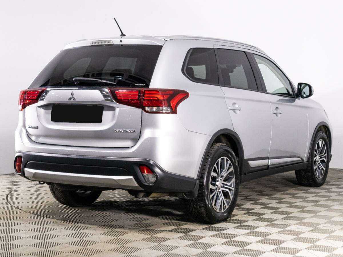 Mitsubishi Outlander б/у, 2015, Вариатор. Фото: #4