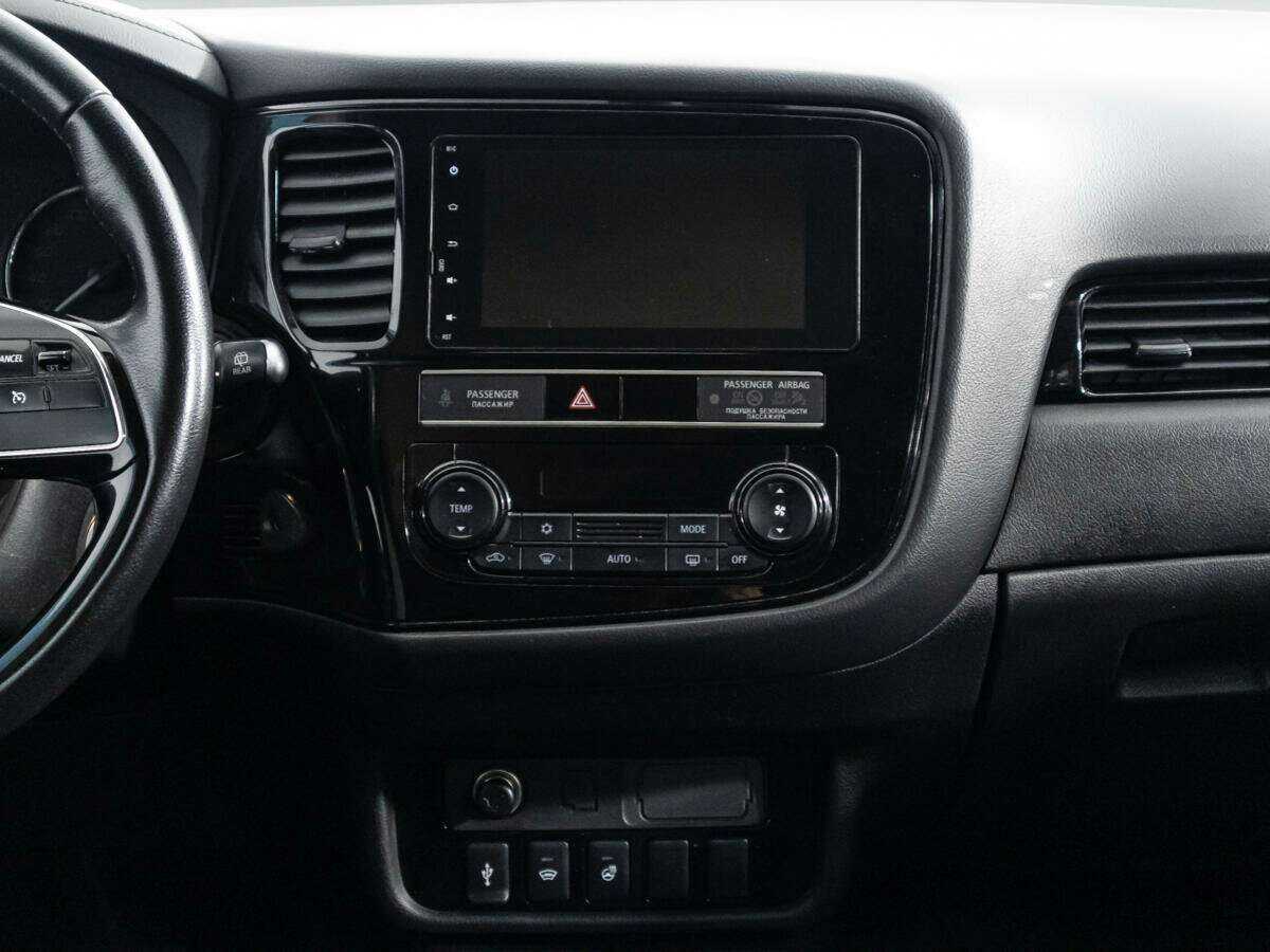 Mitsubishi Outlander б/у, 2019, Вариатор. Фото: #13