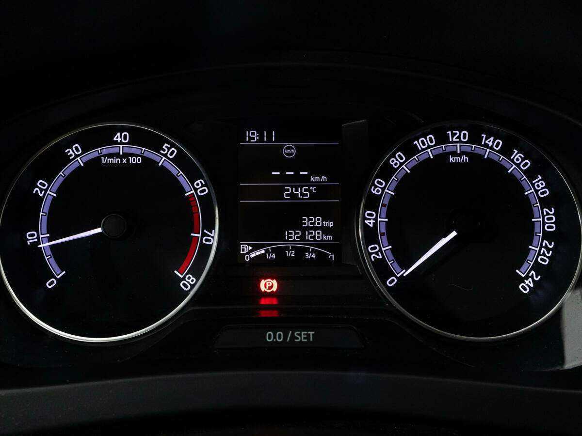 Шкода Рапид б/у, 2017, Механическая. Фото: #11