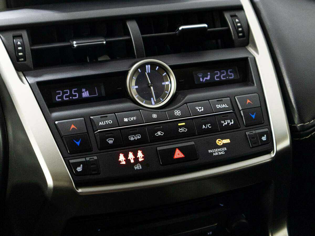 Lexus NX б/у, 2014, Автоматическая. Фото: #18