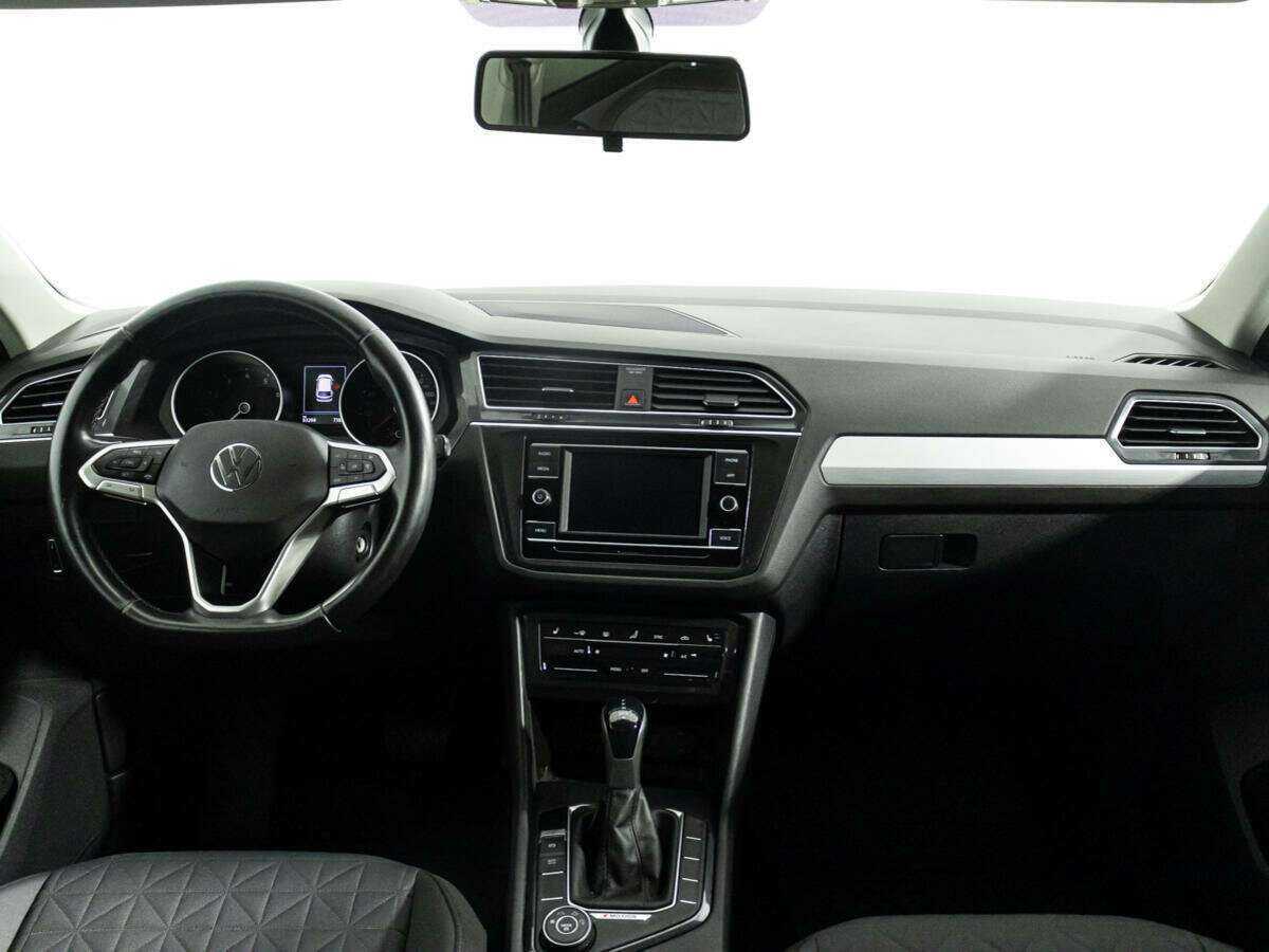 Volkswagen Tiguan б/у, 2021, Роботизированная. Фото: #12