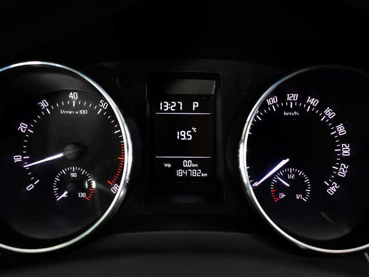 Шкода Йети б/у, 2014, Роботизированная. Фото: #10