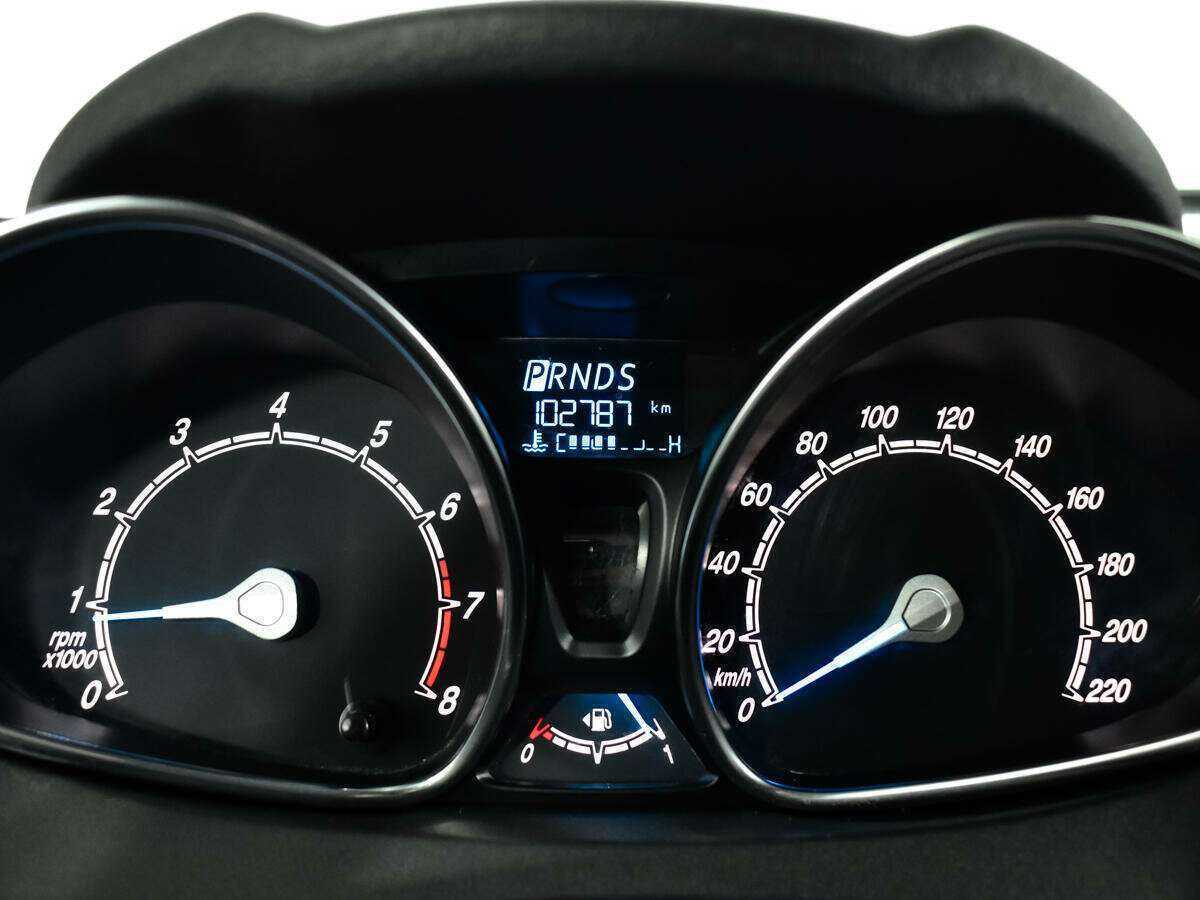 Форд Фиеста б/у, 2016, Роботизированная. Фото: #8