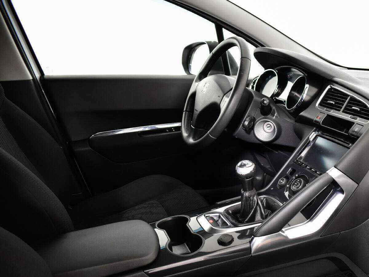 Peugeot 3008 б/у, 2012, Механическая. Фото: #8