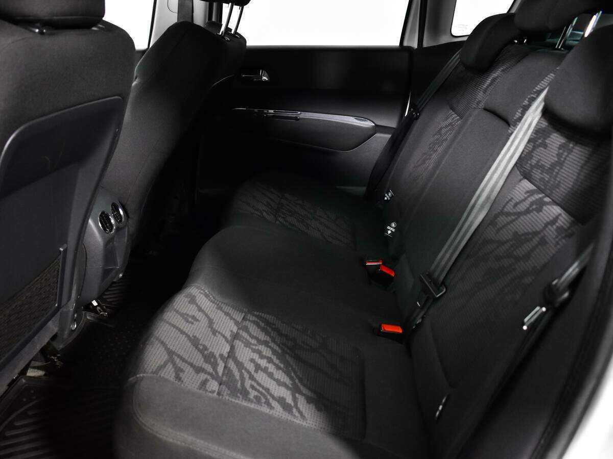 Peugeot 3008 б/у, 2012, Механическая. Фото: #9