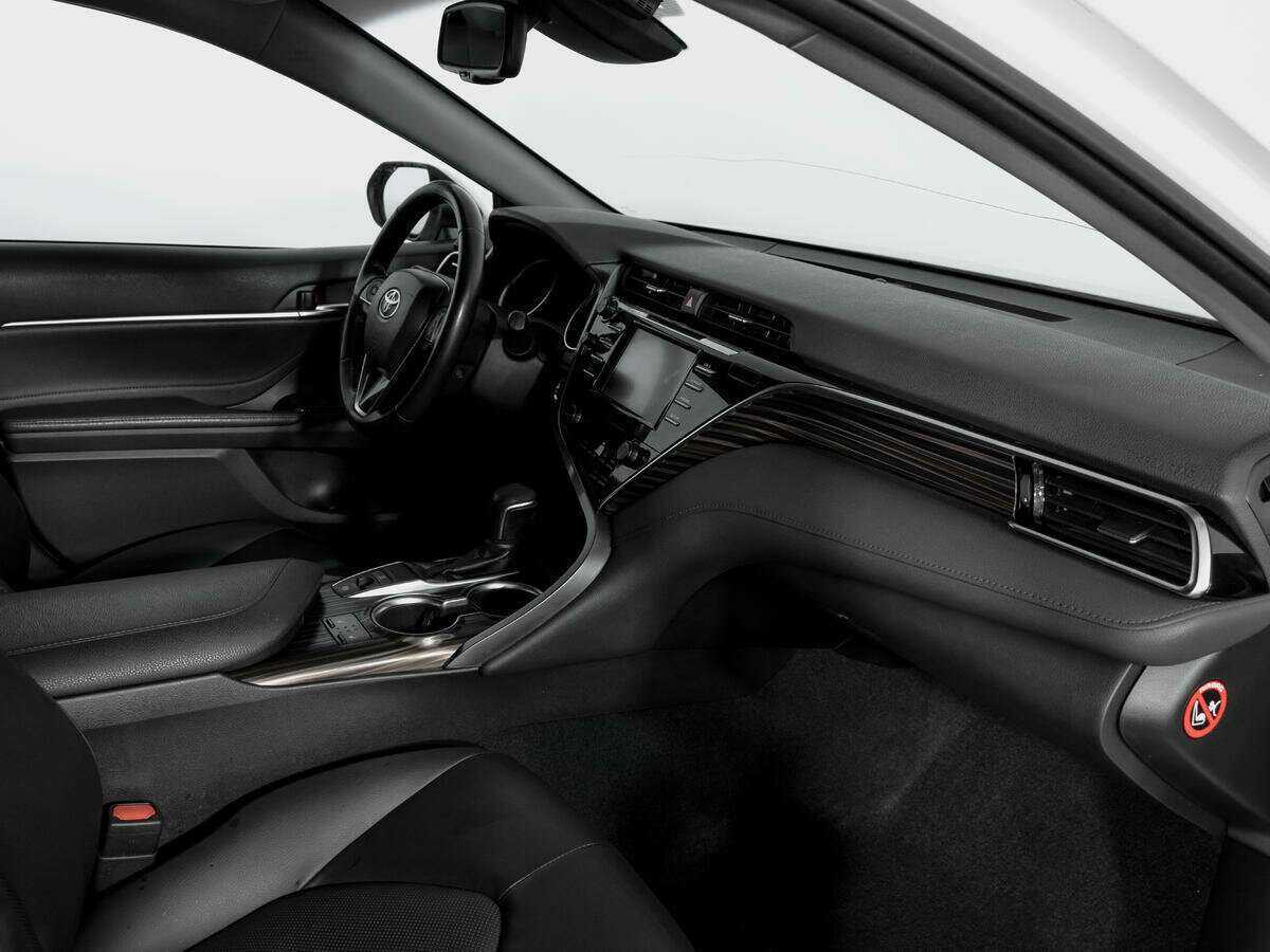 Toyota Camry б/у, 2019, Автоматическая. Фото: #8