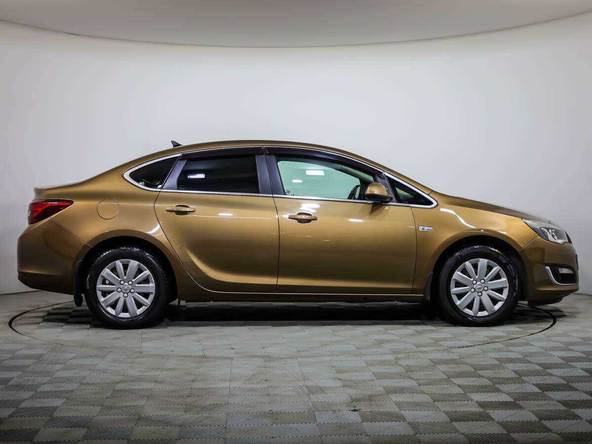 Opel Astra б/у, 2015, Автоматическая. Фото: #2