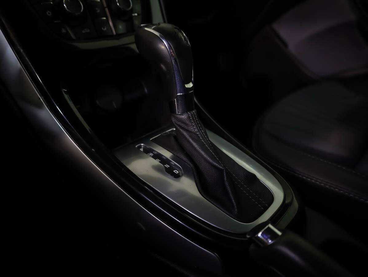 Opel Astra б/у, 2015, Автоматическая. Фото: #13