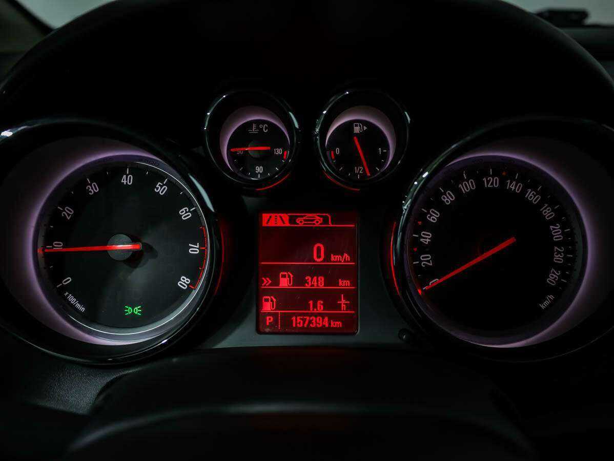 Opel Astra б/у, 2015, Автоматическая. Фото: #16