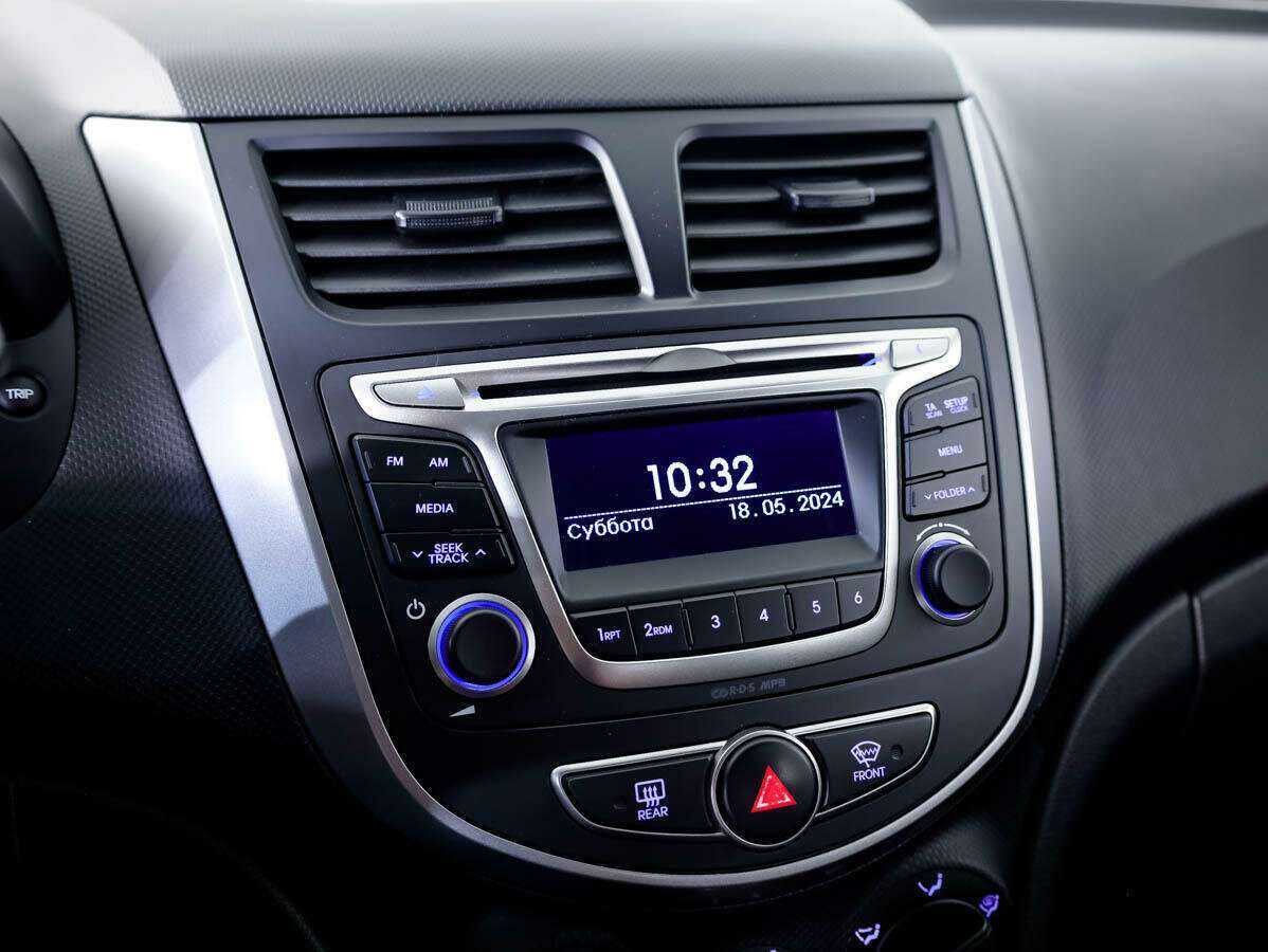 Hyundai Solaris б/у, 2015, Автоматическая. Фото: #14