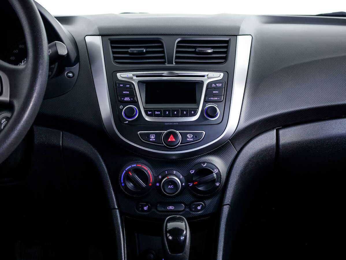 Hyundai Solaris б/у, 2015, Автоматическая. Фото: #18