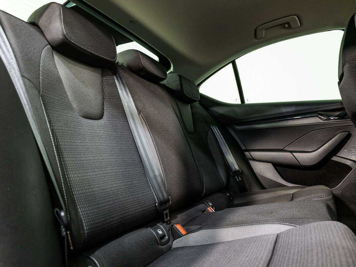 Skoda Octavia б/у, 2020, Роботизированная. Фото: #10