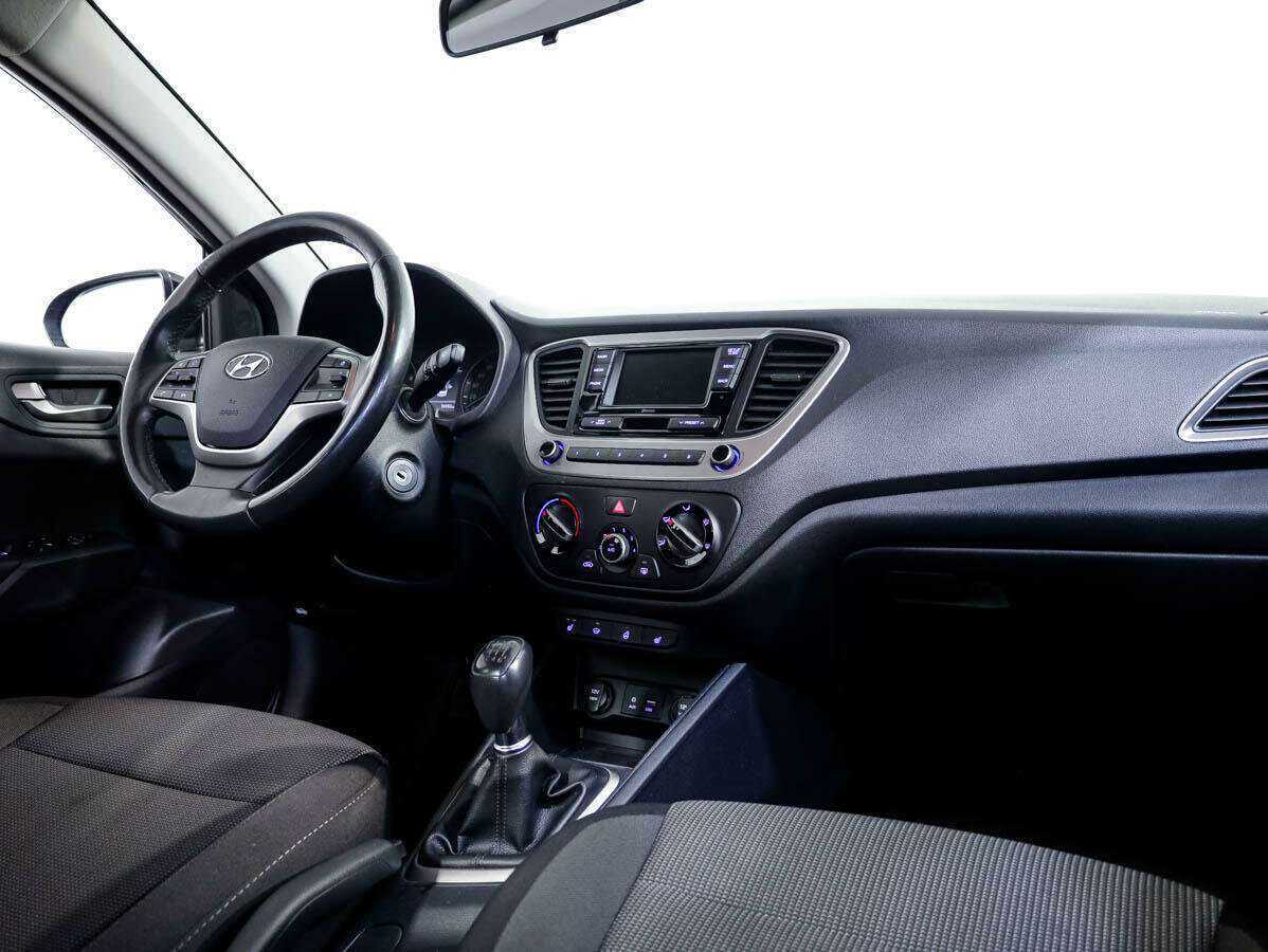 Hyundai Solaris б/у, 2018, Механическая. Фото: #7